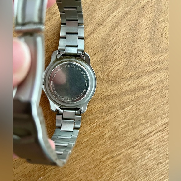 Swiss Army Watch - Picture 4 of 9